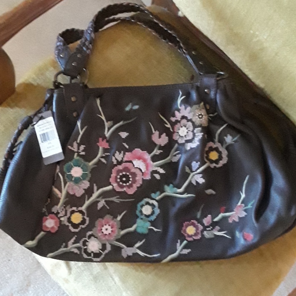 Isabella Fiore Zen Harriet tote.